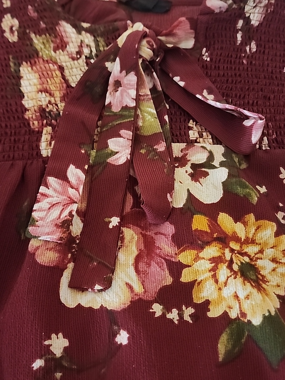 Mine Women's Burgundy Floral Chiffon Tie-Neck Blouse Top Size M Long Sleeves - Picture 7 of 13